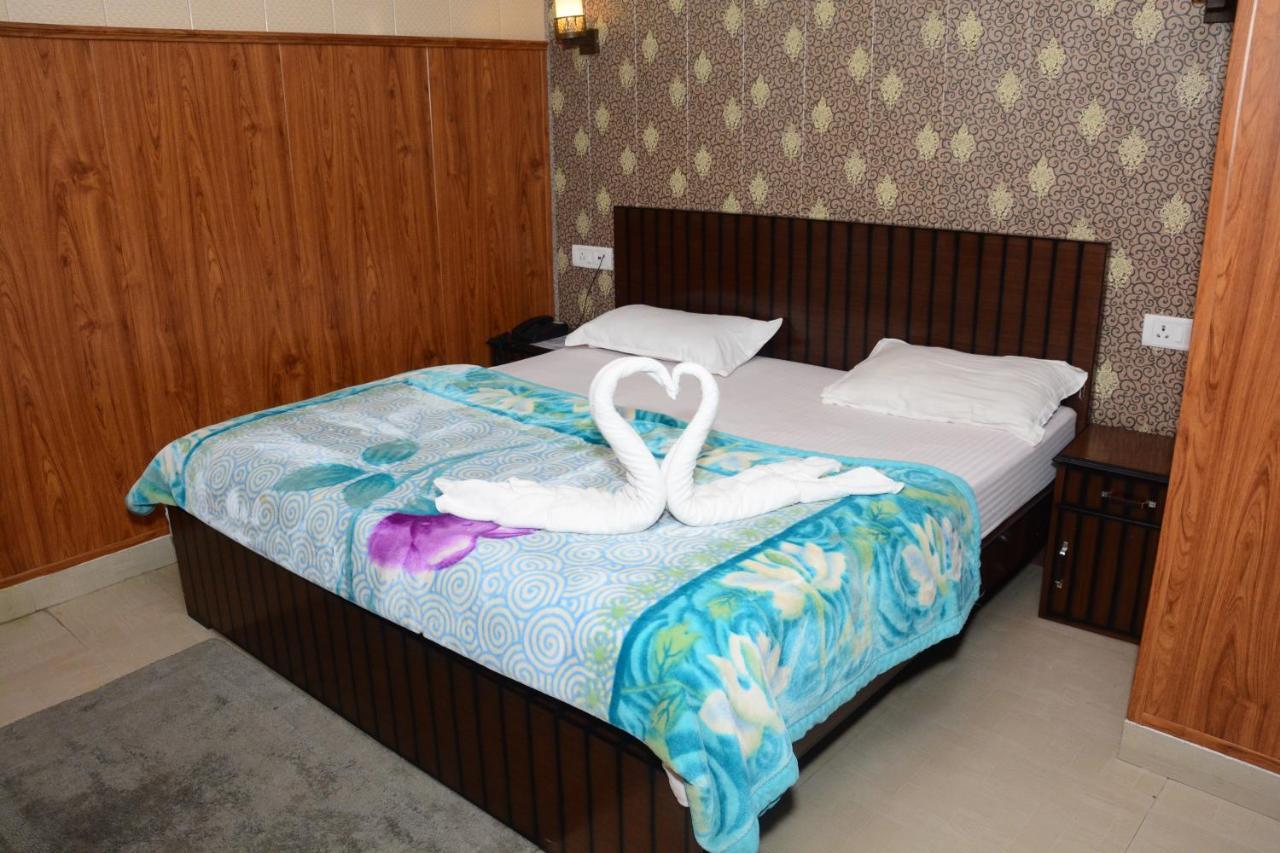 Krazy Hotel Haldwāni 외부 사진